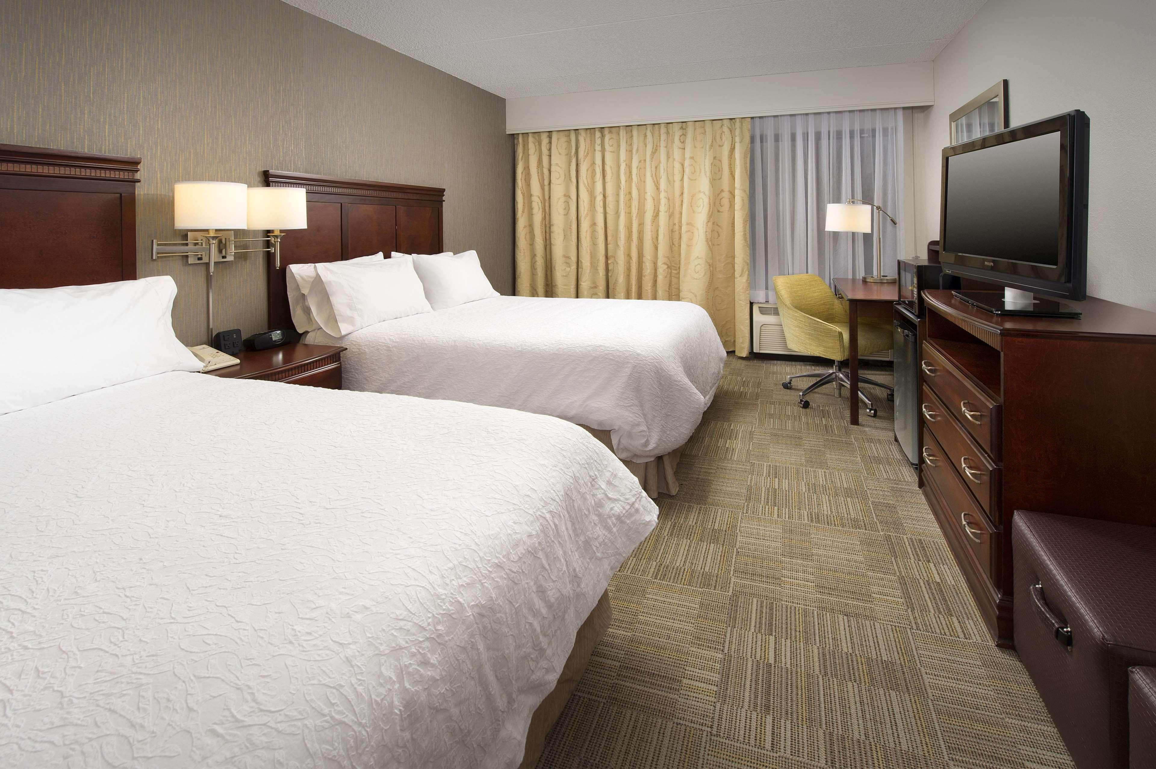 Hampton Inn Rochester Greece Экстерьер фото