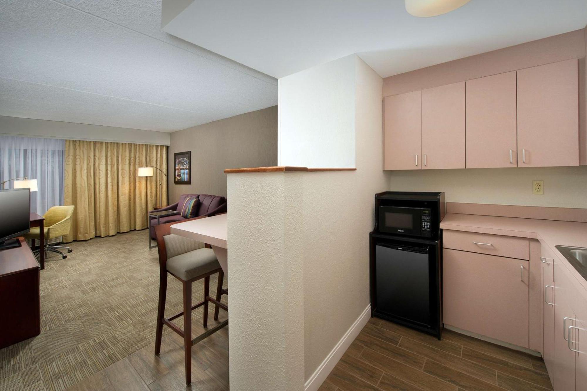 Hampton Inn Rochester Greece Экстерьер фото