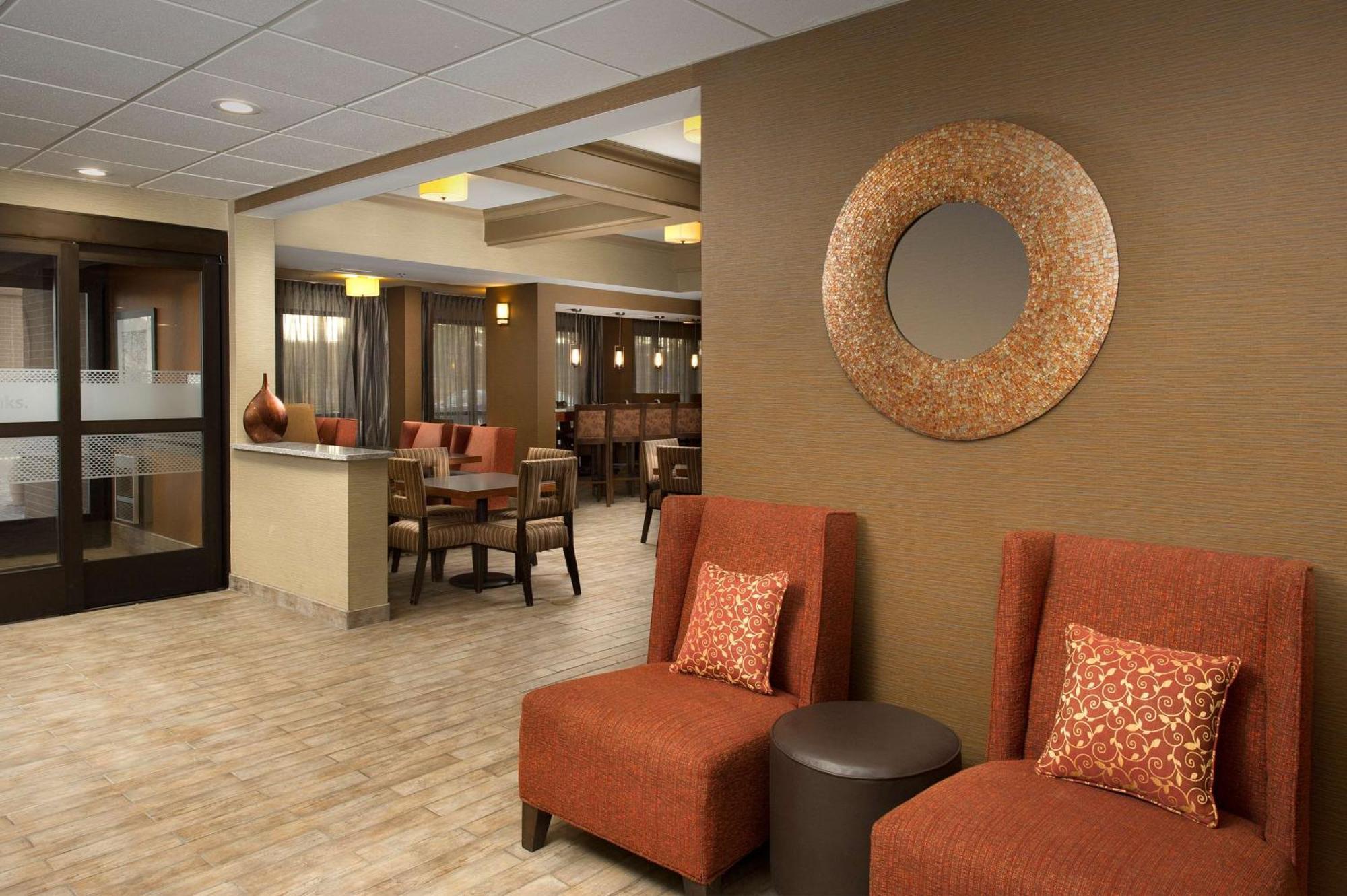 Hampton Inn Rochester Greece Экстерьер фото