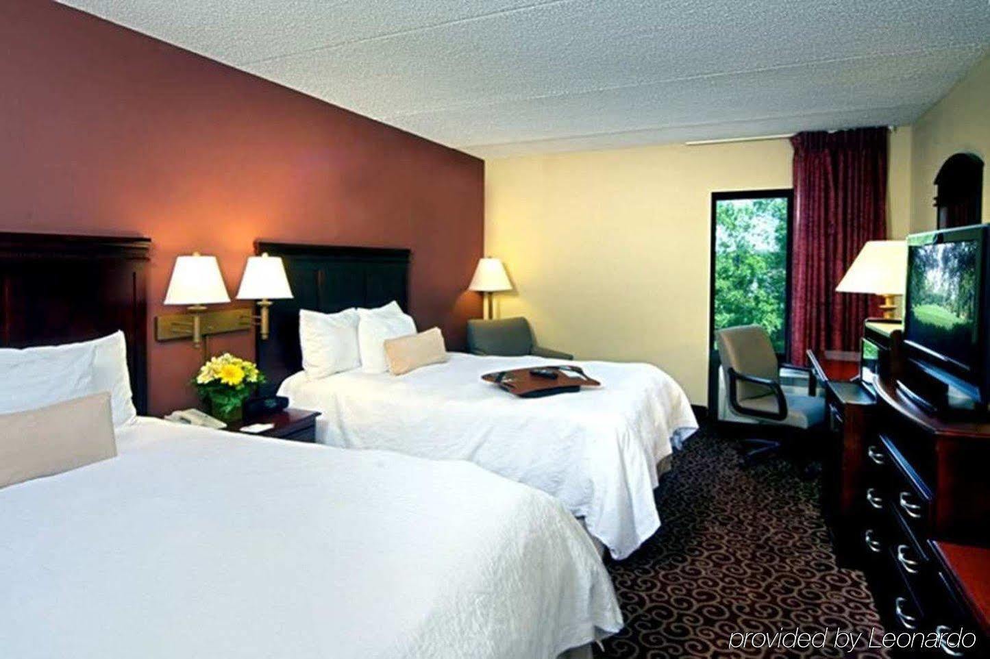 Hampton Inn Rochester Greece Экстерьер фото
